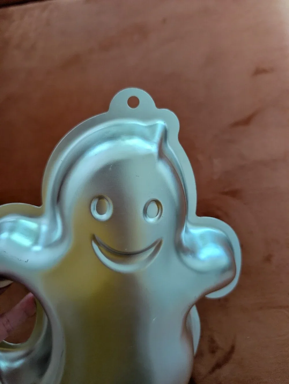 Halloween Smiling Ghost Cake Pan